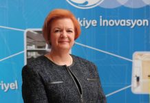 İş dünyasının sakin gücü: Canan Özsoy