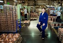 Hülya Gedik, babasının hayalini mezun ettiği mühendislerle gerçekleştiriyor